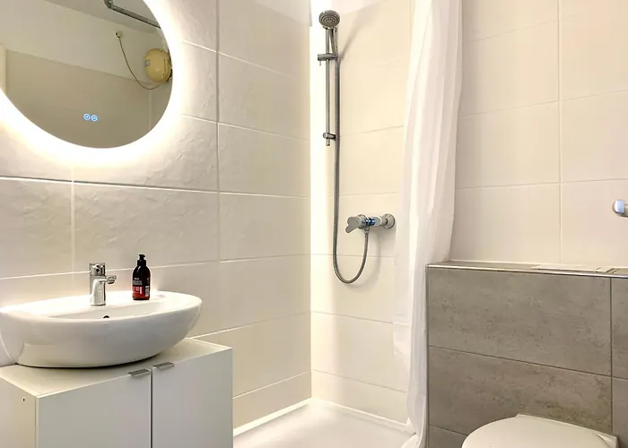 Cozy One Bedroom In Augsburg